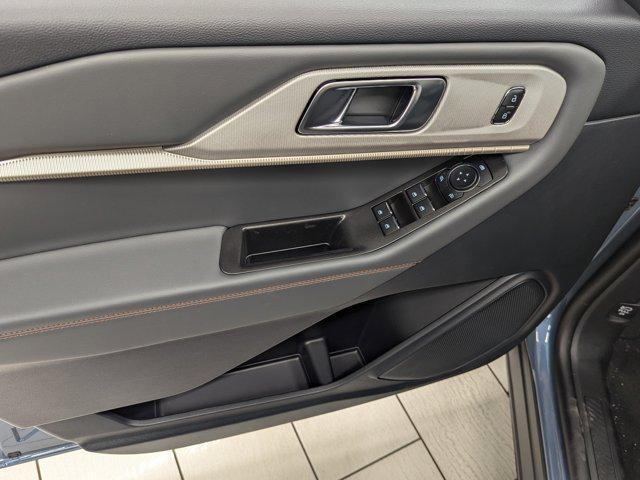 new 2025 Ford Explorer car, priced at $42,771