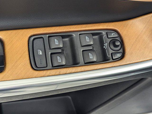 used 2017 Volvo XC60 car, priced at $14,499