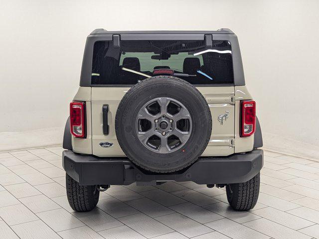 new 2025 Ford Bronco car, priced at $46,537