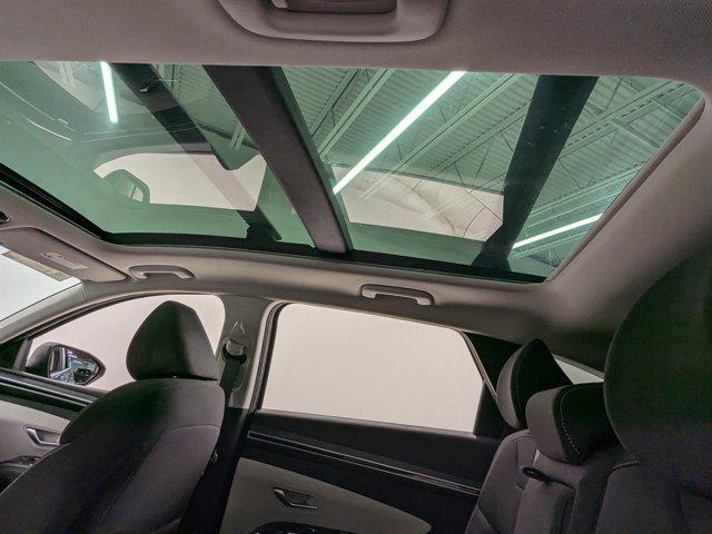 used 2022 Hyundai TUCSON Hybrid car, priced at $27,999