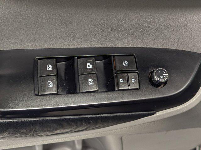 used 2014 Toyota Highlander car, priced at $9,999