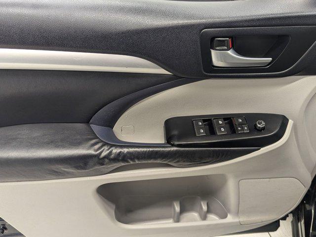 used 2014 Toyota Highlander car, priced at $9,999