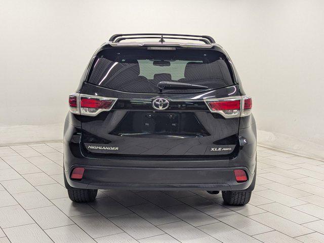 used 2014 Toyota Highlander car, priced at $9,999