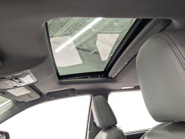 used 2014 Toyota Highlander car, priced at $9,999