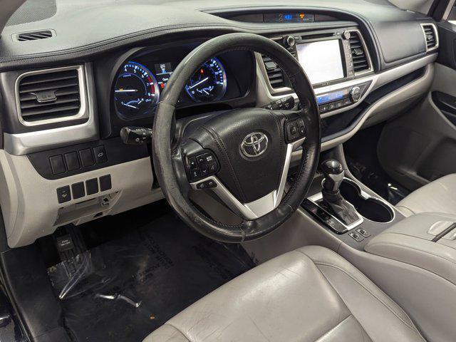 used 2014 Toyota Highlander car, priced at $9,999