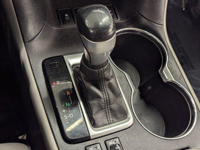 used 2014 Toyota Highlander car, priced at $9,999