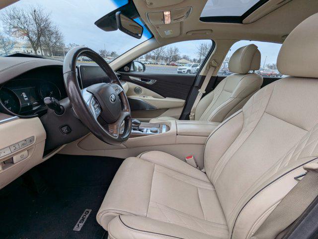 used 2019 Kia K900 car, priced at $27,499