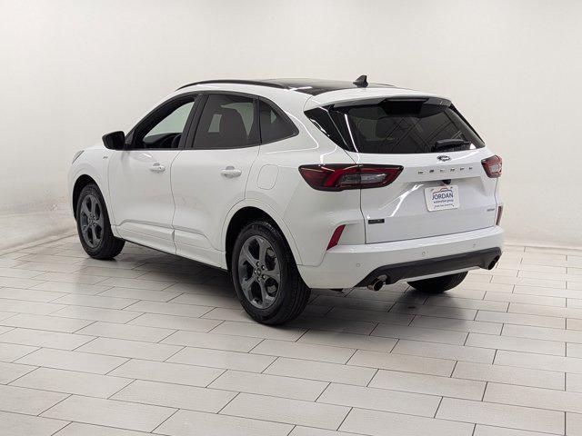 used 2023 Ford Escape car, priced at $25,799