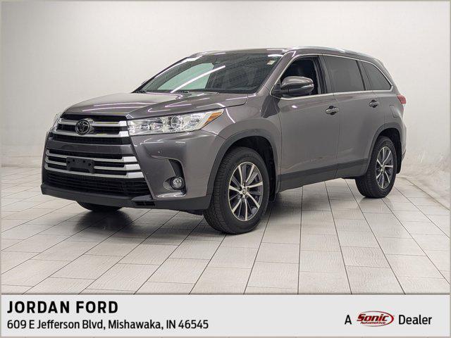 used 2019 Toyota Highlander car, priced at $26,499