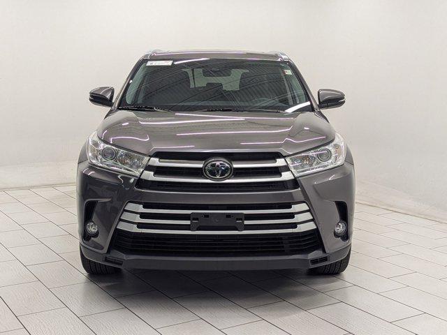 used 2019 Toyota Highlander car, priced at $26,499