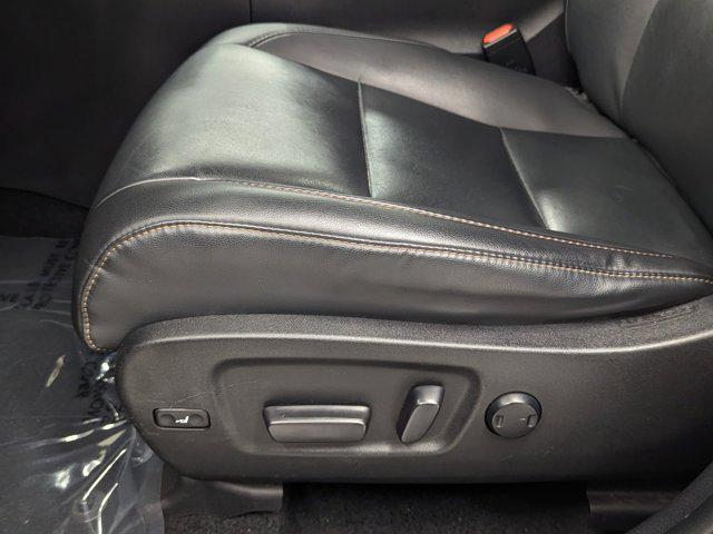 used 2019 Toyota Highlander car, priced at $26,499