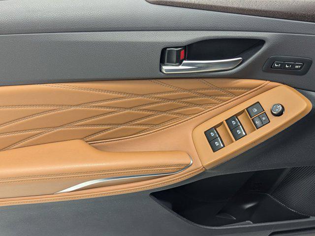 used 2019 Toyota Avalon Hybrid car, priced at $24,498