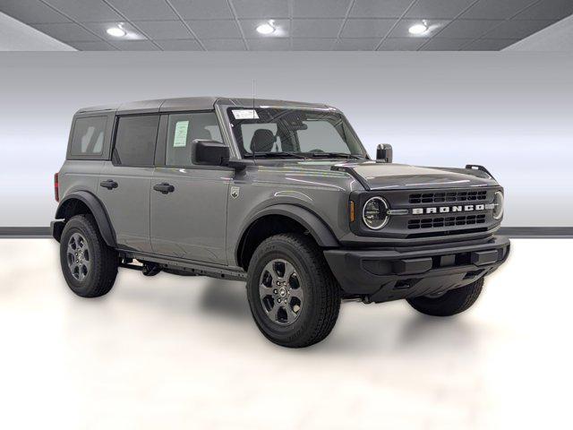 new 2025 Ford Bronco car, priced at $48,527