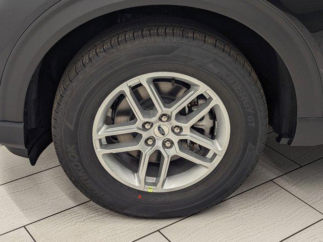new 2025 Ford Explorer car, priced at $42,661