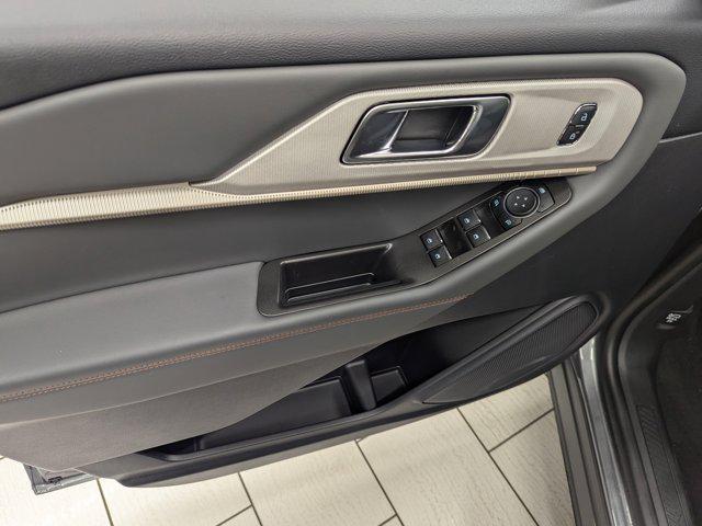 new 2025 Ford Explorer car, priced at $41,224