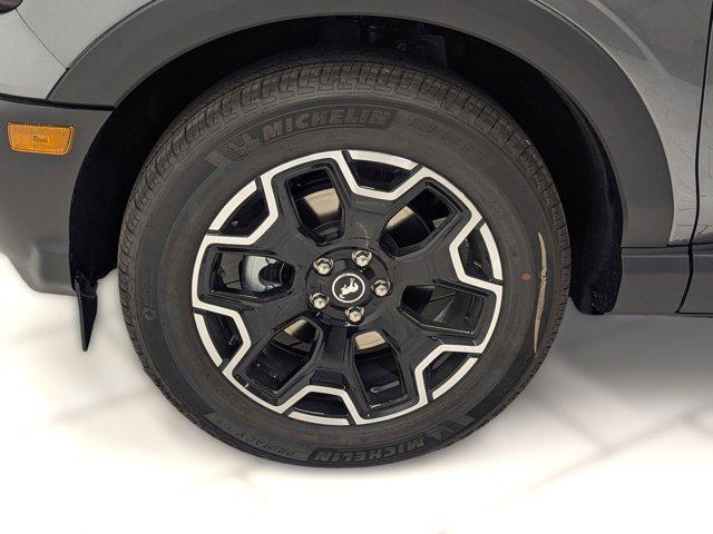 new 2025 Ford Bronco Sport car, priced at $39,762