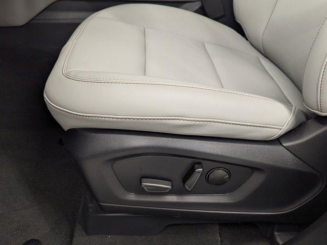 new 2025 Ford Explorer car, priced at $45,278
