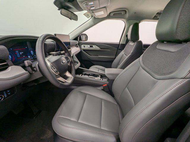 new 2025 Ford Explorer car, priced at $48,680