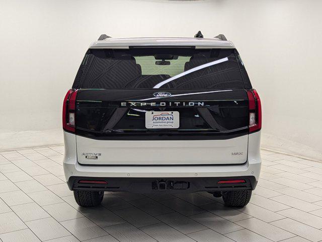 new 2025 Ford Expedition Max car, priced at $72,561