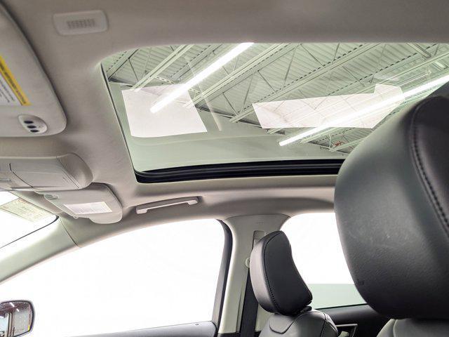 used 2022 Ford Edge car, priced at $28,398
