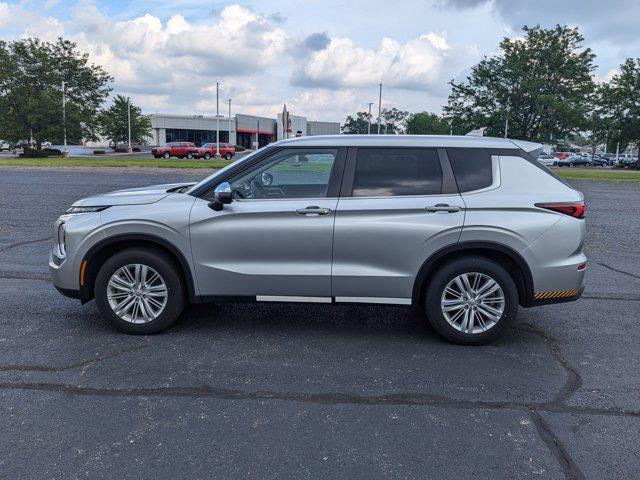 used 2022 Mitsubishi Outlander car, priced at $23,499