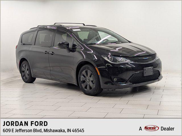 used 2020 Chrysler Pacifica Hybrid car, priced at $23,799