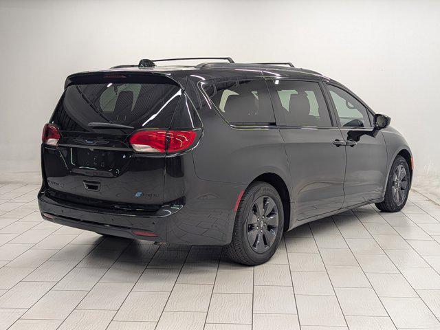 used 2020 Chrysler Pacifica Hybrid car, priced at $23,799