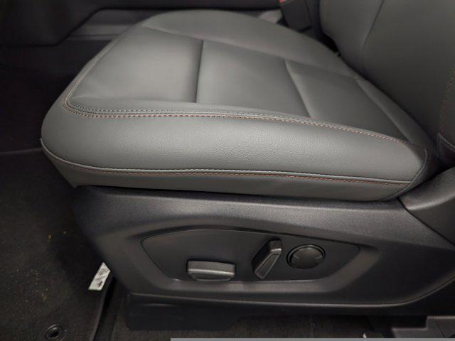new 2025 Ford Explorer car, priced at $45,796