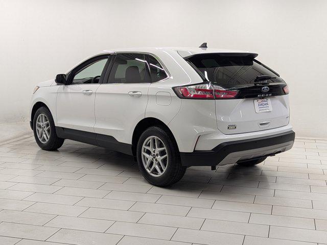 used 2024 Ford Edge car, priced at $29,299
