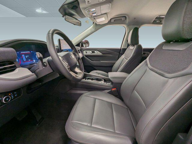 new 2025 Ford Explorer car, priced at $47,280