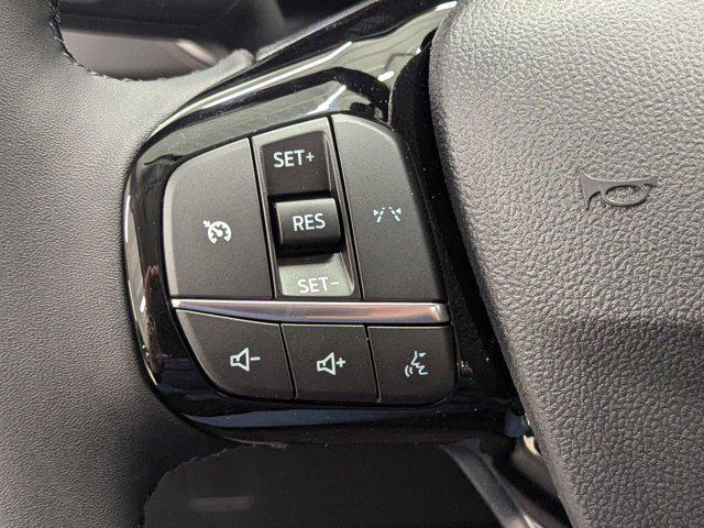 new 2025 Ford Escape car, priced at $32,900
