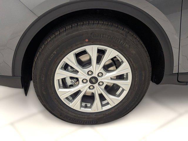 new 2025 Ford Escape car, priced at $32,900