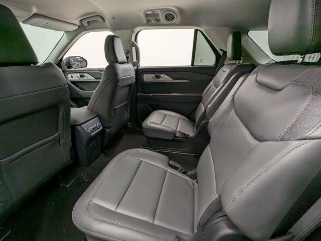 new 2025 Ford Explorer car, priced at $45,962