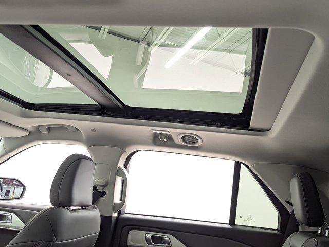 new 2025 Ford Explorer car, priced at $46,714