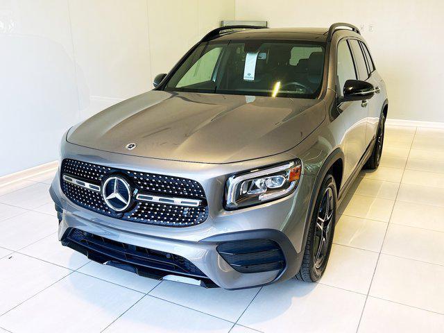 used 2022 Mercedes-Benz GLB 250 car, priced at $34,500