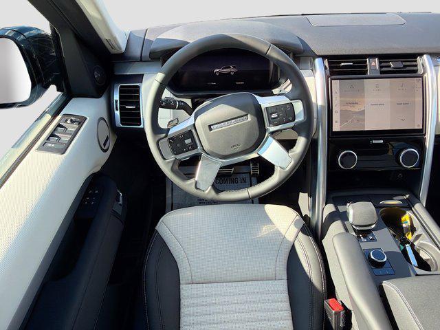 new 2025 Land Rover Discovery car, priced at $81,543
