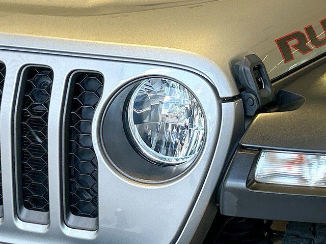 used 2021 Jeep Gladiator car, priced at $43,589