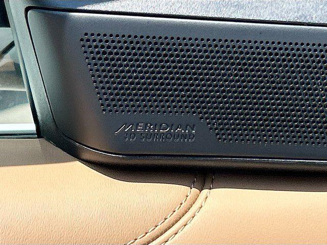 new 2025 Land Rover Range Rover car, priced at $132,655