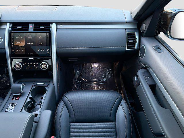 used 2025 Land Rover Discovery car, priced at $59,242
