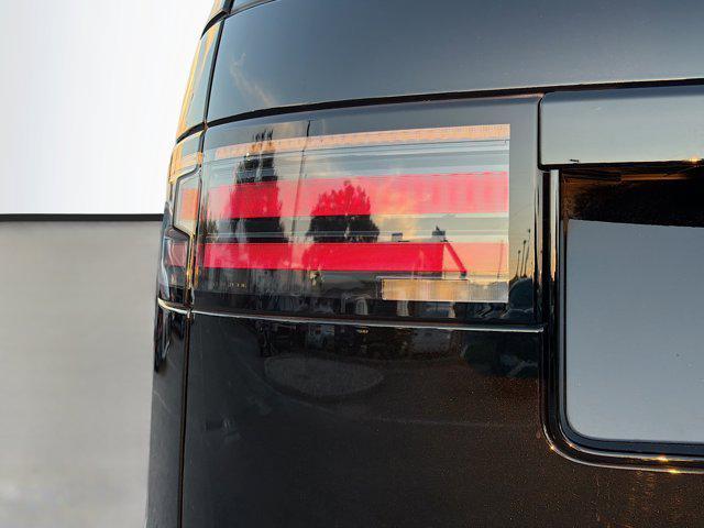 used 2025 Land Rover Discovery car, priced at $59,242