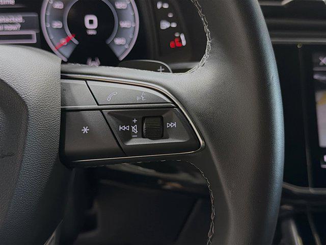 used 2025 Audi Q7 car, priced at $48,987