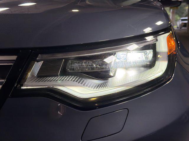 new 2026 Land Rover Discovery car, priced at $77,651