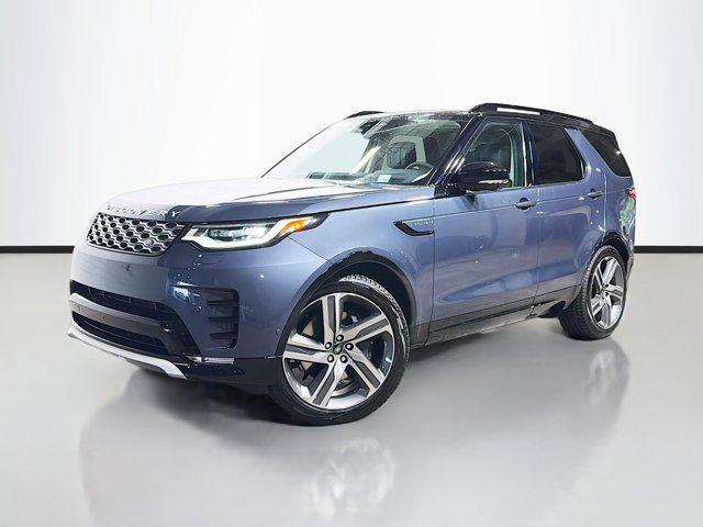new 2026 Land Rover Discovery car, priced at $77,651