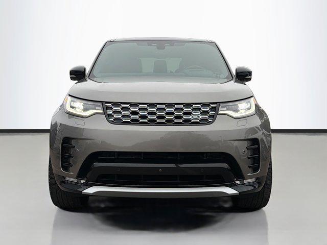 used 2025 Land Rover Discovery car, priced at $69,991