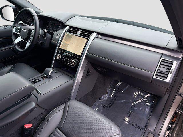 used 2025 Land Rover Discovery car, priced at $69,991