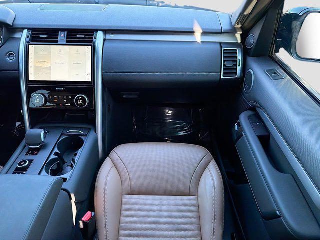 used 2024 Land Rover Discovery car, priced at $40,532