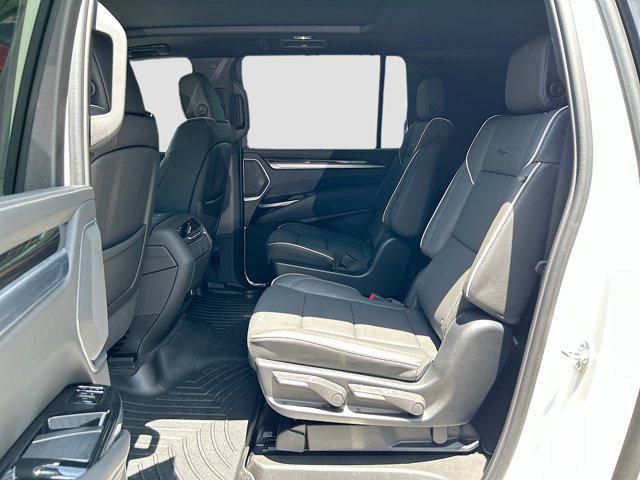 used 2025 Cadillac Escalade ESV car