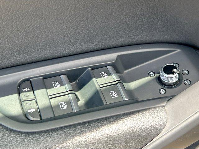 used 2020 Audi Q5 car, priced at $21,361