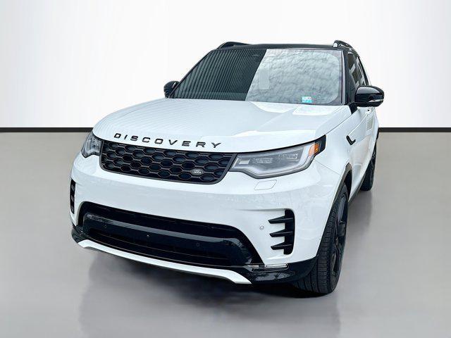 new 2025 Land Rover Discovery car, priced at $77,868