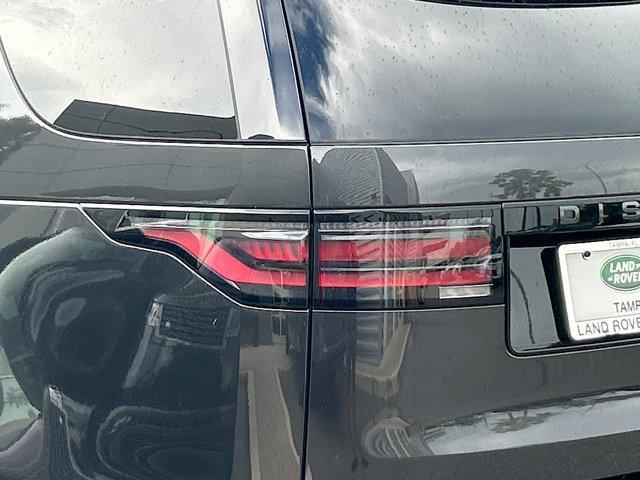 new 2025 Land Rover Discovery car, priced at $77,178